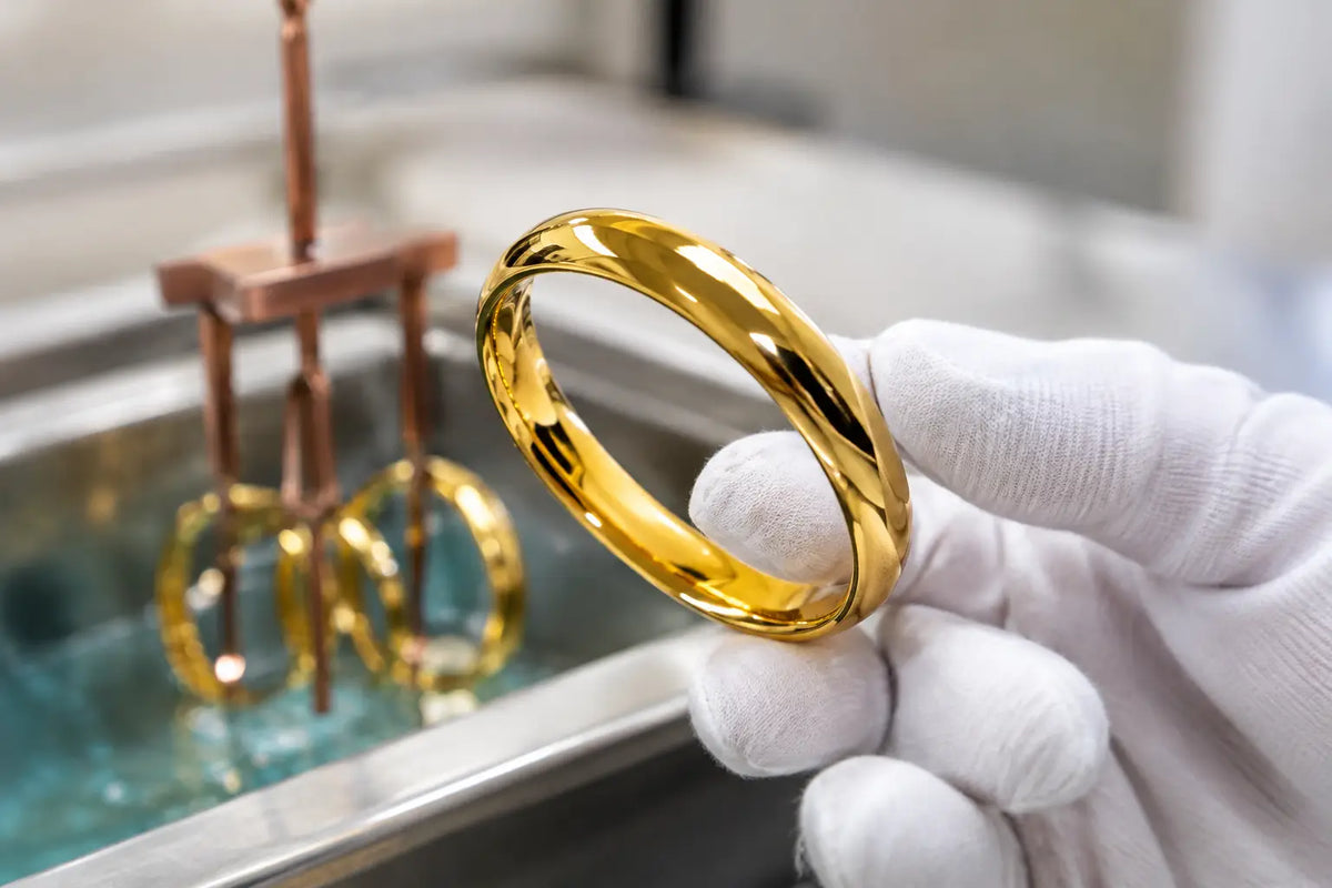 How the Jewellery Plating Process Creates Bold Shine