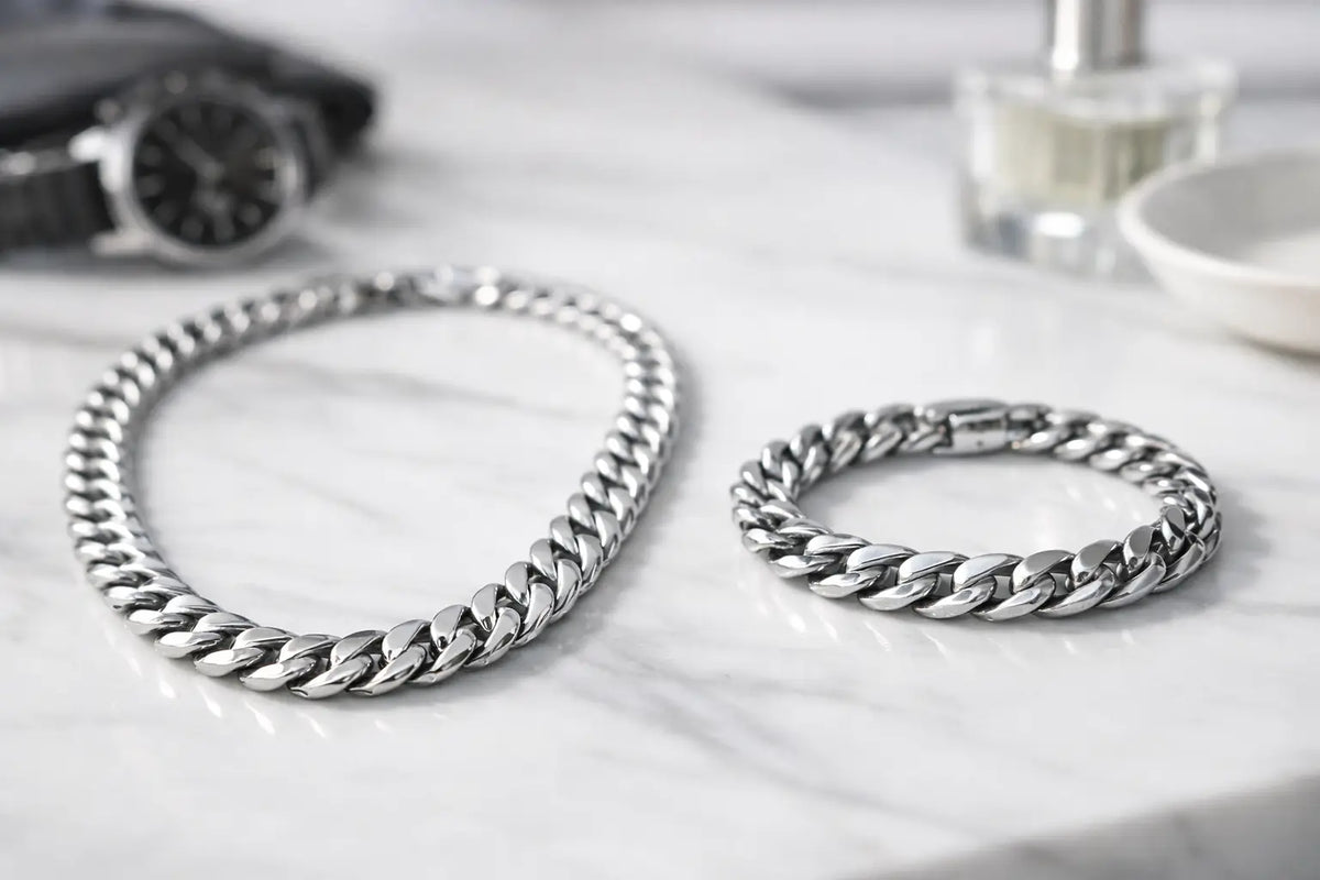 Matching Chain and Bracelet Set Style Guide