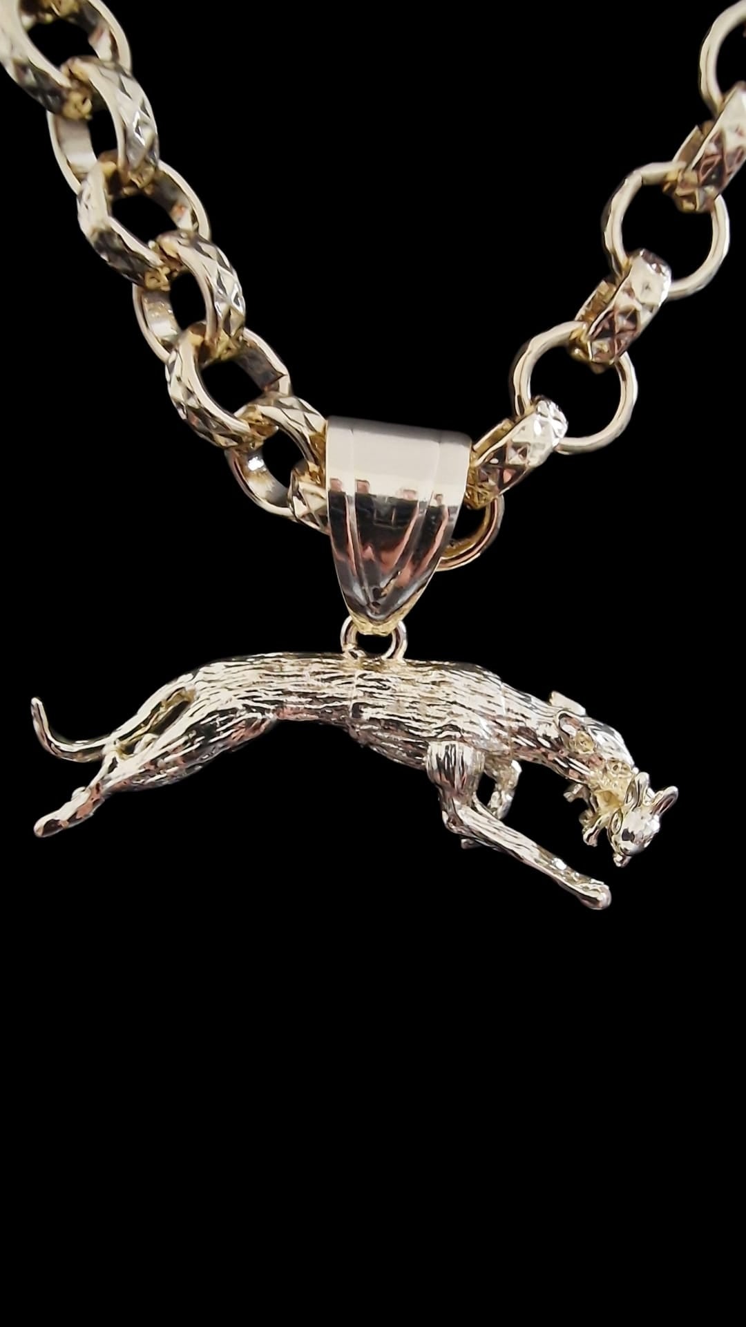 24" Gold Plated Belcher Chain & Lurcher Dog Pendant (9mm)