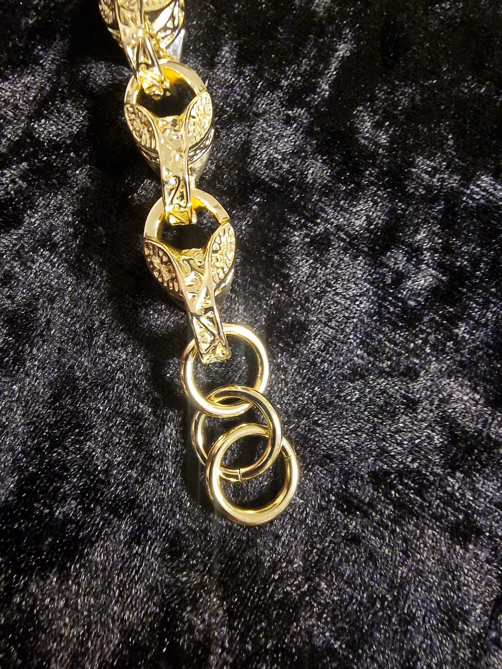 9" -  10 1/2" Gold Plated Tulip Bracelet (Solid Version) Albert Clasp