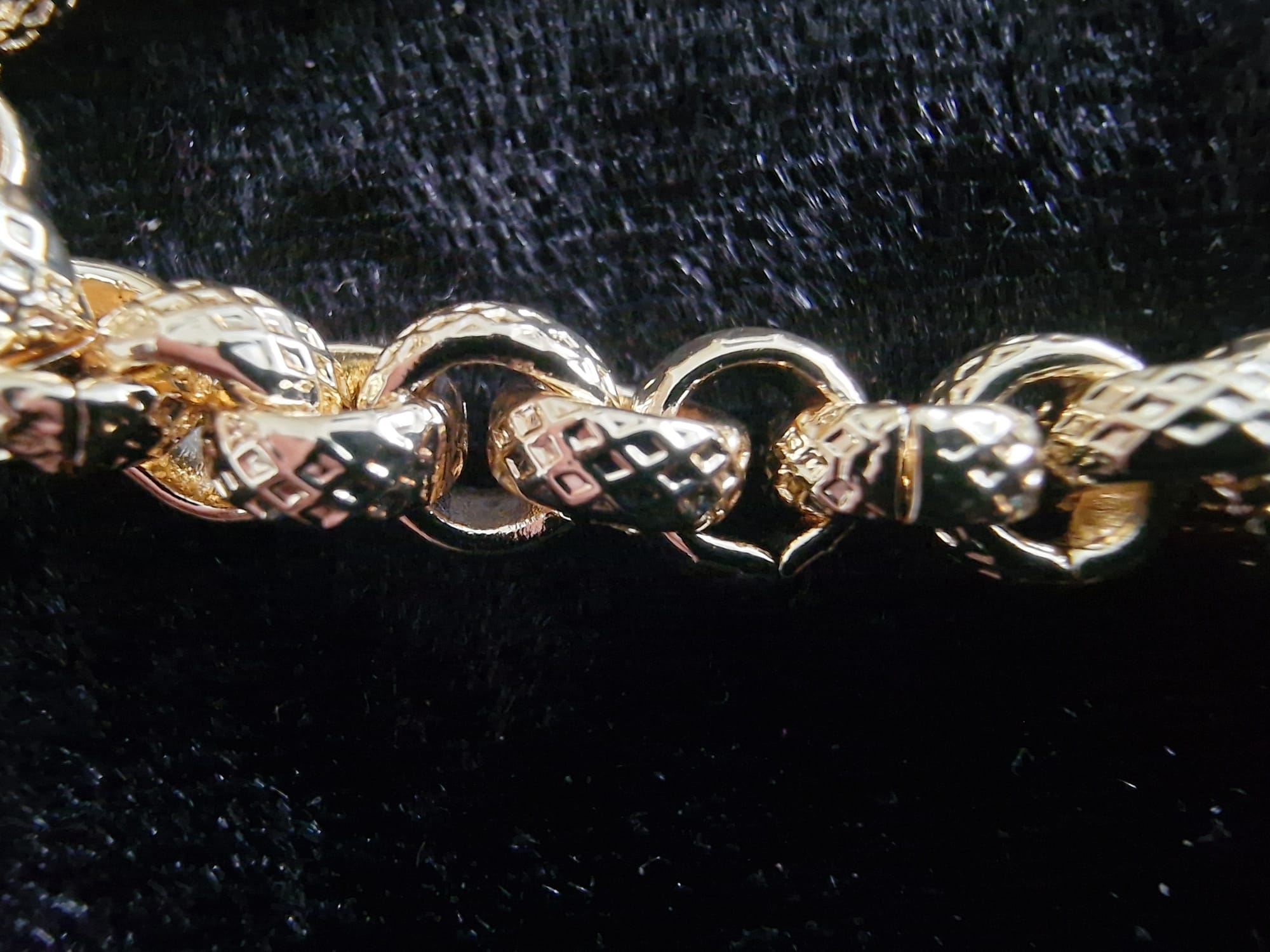 Gold Plated Nan Belcher Bracelet | 8" | 6mm Diamond Cut Links | Iced Nan Motif