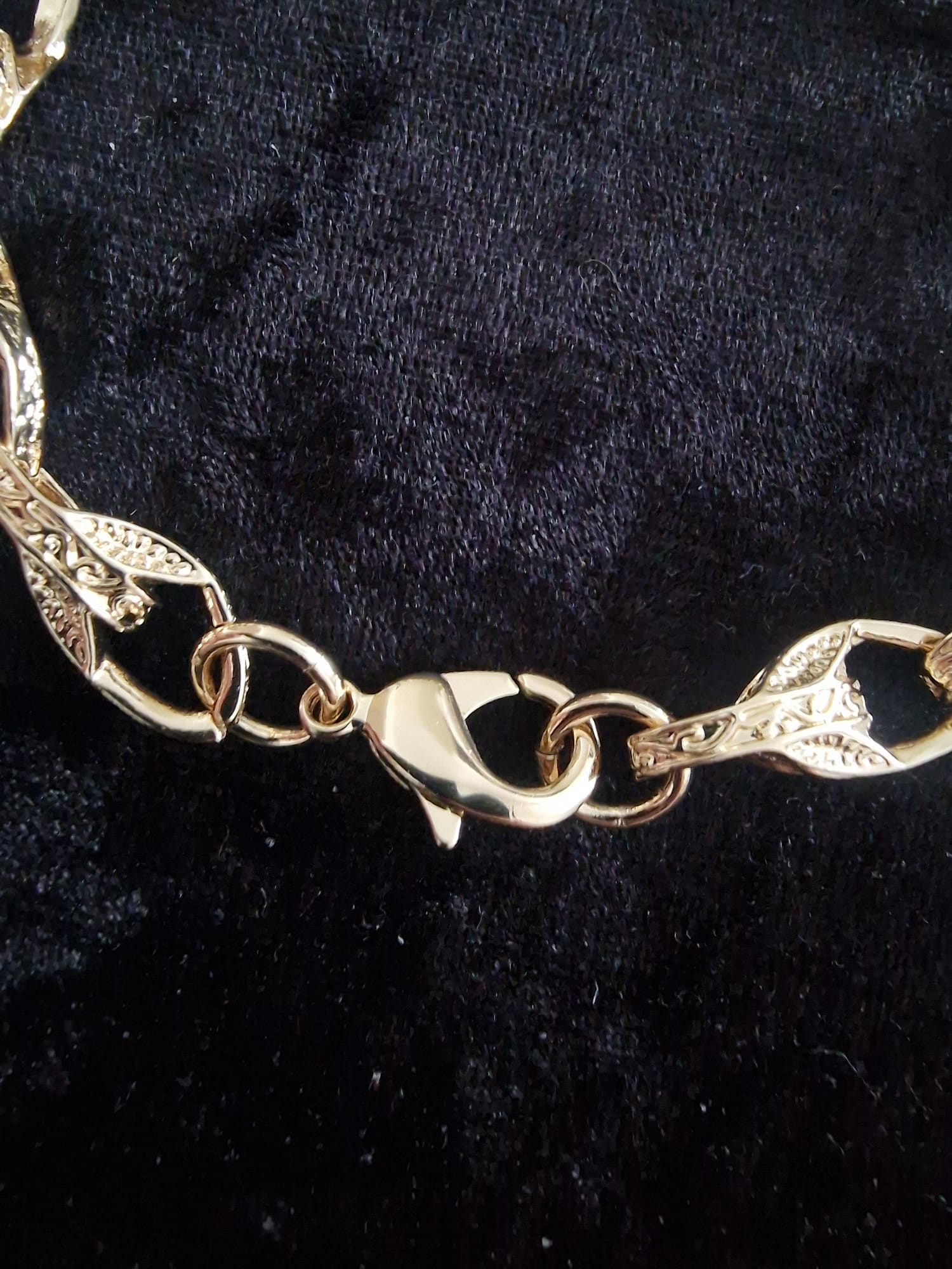 Scalloped Iced Out Cross & 24" Gold Plated Chain Set