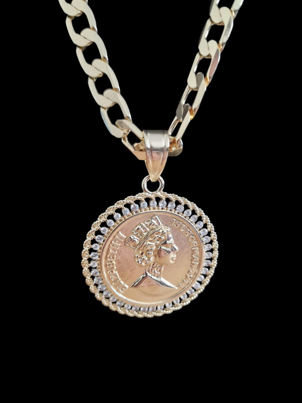24" Gold Plated Curb Chain Necklace with Sovereign Style Pendant – Choose Your Width