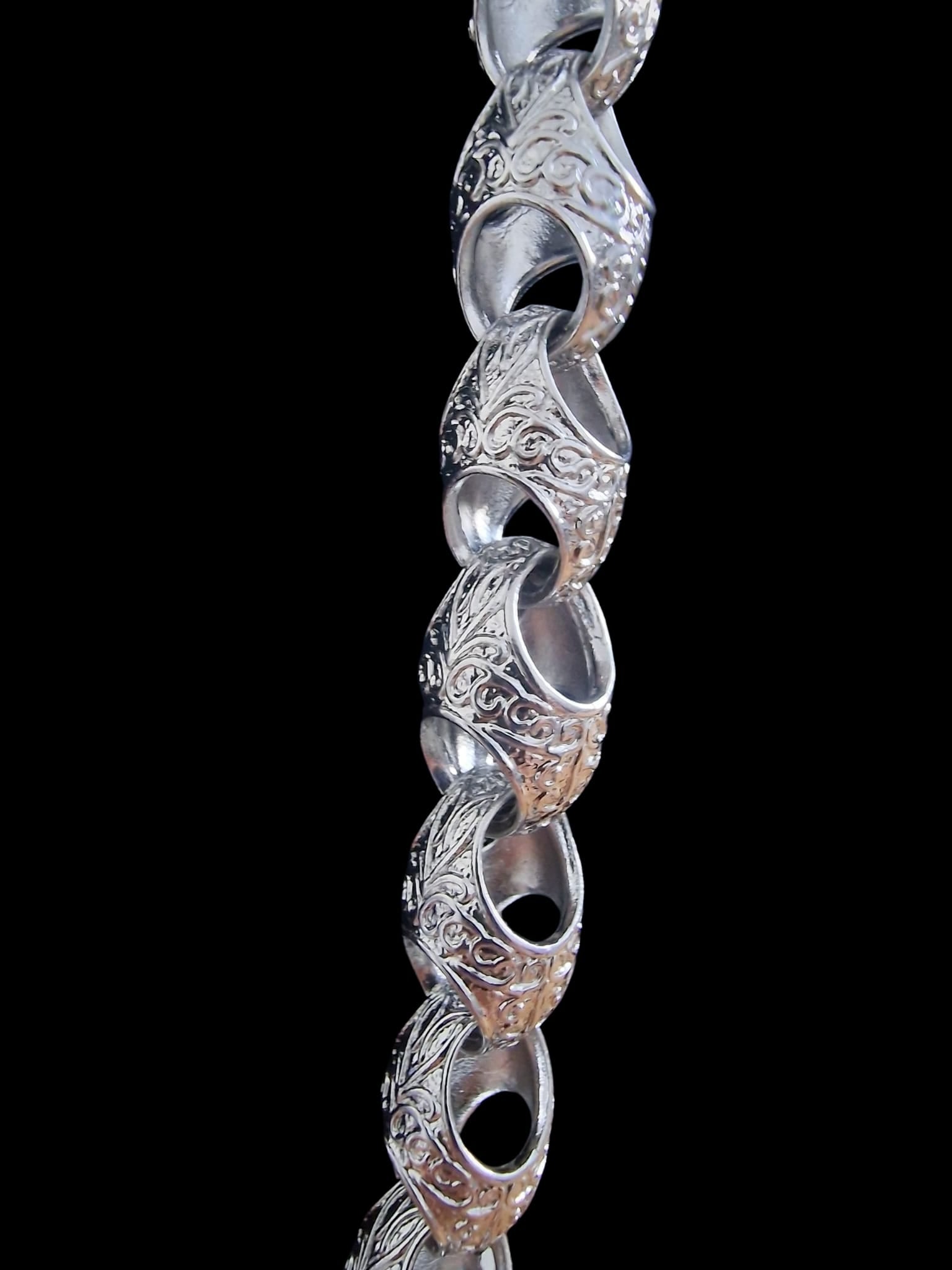 9" (13mm) Silver Plated Acorn Bracelet